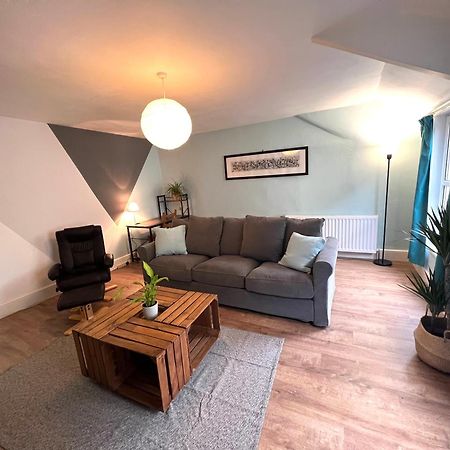 A Spacious 2 Bed Flat In Kingsbridge Town Екстер'єр фото