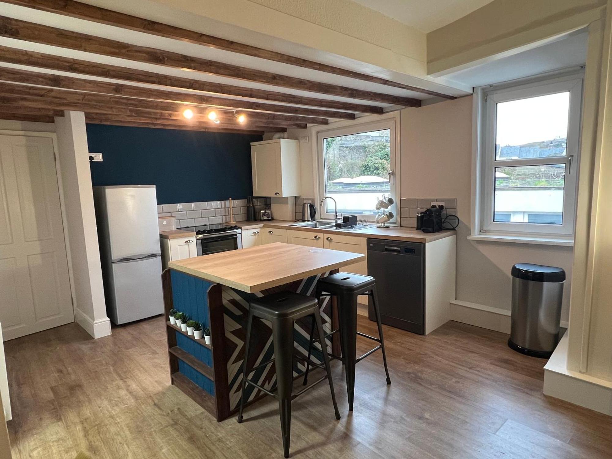 A Spacious 2 Bed Flat In Kingsbridge Town Екстер'єр фото
